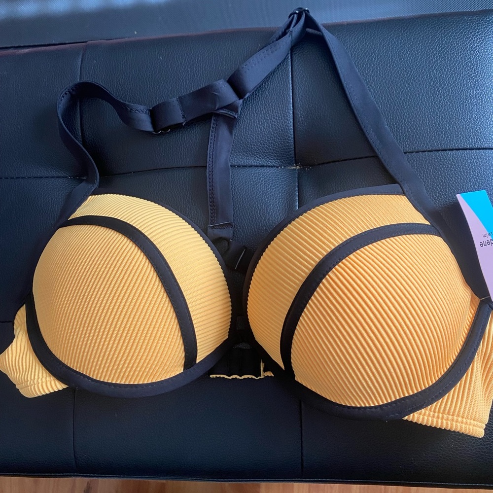 Bikini Top size Large